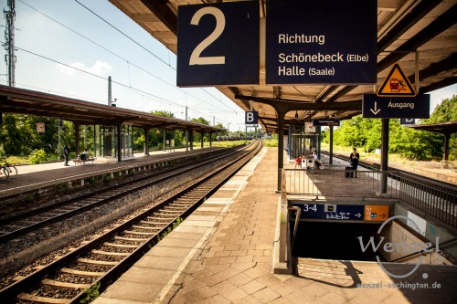 bahnhof-buckau-907-(c)-wenzel-oschington.jpg