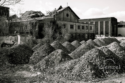 buckau-industrie-abriss-504-(c)-wenzel-oschington.jpg